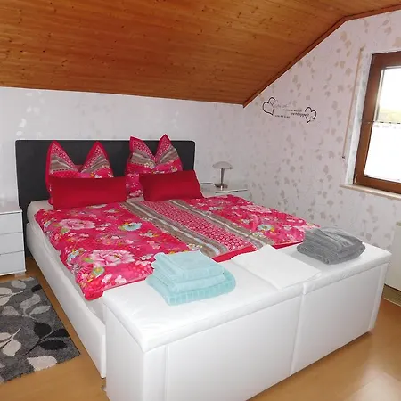 Apartament Ferienwohnung Schmitz *